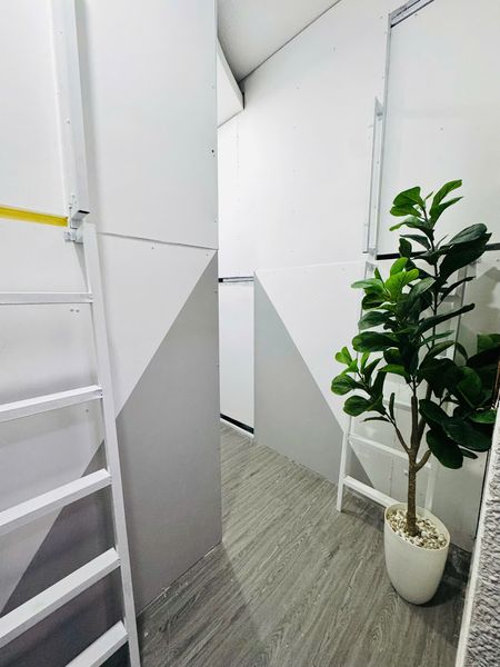 – CN 1: SLEEPBOX CỬA KHÓA RIÊNG GẦN CV HOÀNG VĂN THỤ