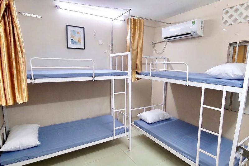 -CN 2: KÝ TÚC XÁ 793 TRẦN XUÂN SOẠN Q7