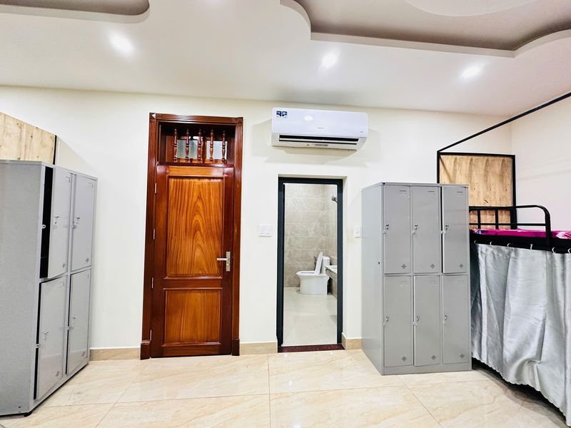 _ CN 5: KÝ TÚC XÁ RÈM DT 40M2 69 NGUYỄN GIA TRÍ